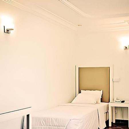 Hotel Raya Tichy Εξωτερικό φωτογραφία