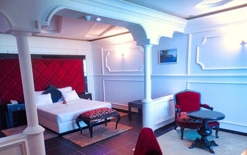 Hotel Raya Tichy Εξωτερικό φωτογραφία