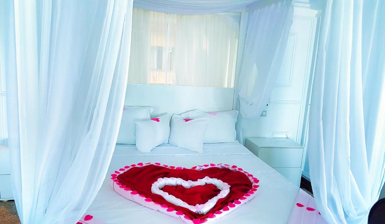 Hotel Raya Tichy Εξωτερικό φωτογραφία