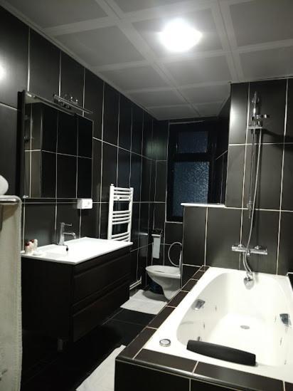 Hotel Raya Tichy Εξωτερικό φωτογραφία